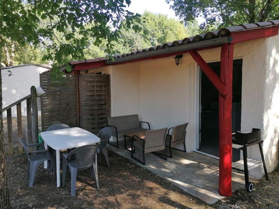 N°2 Gite 4 Personnes* Au Coeur De La Nature Saint-Aubin-de-Nabirat Ngoại thất bức ảnh